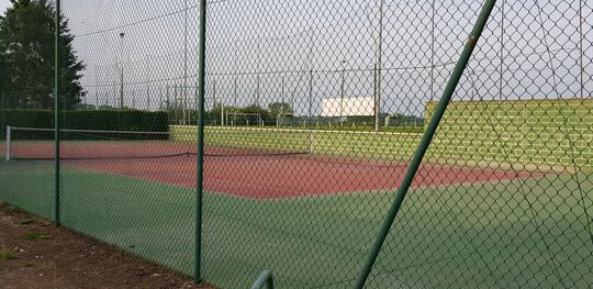 Terrain de tennis